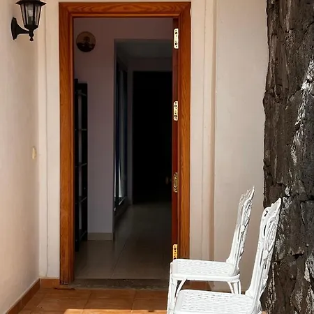 Lovely Almudena With Private Pool Playa Blanca